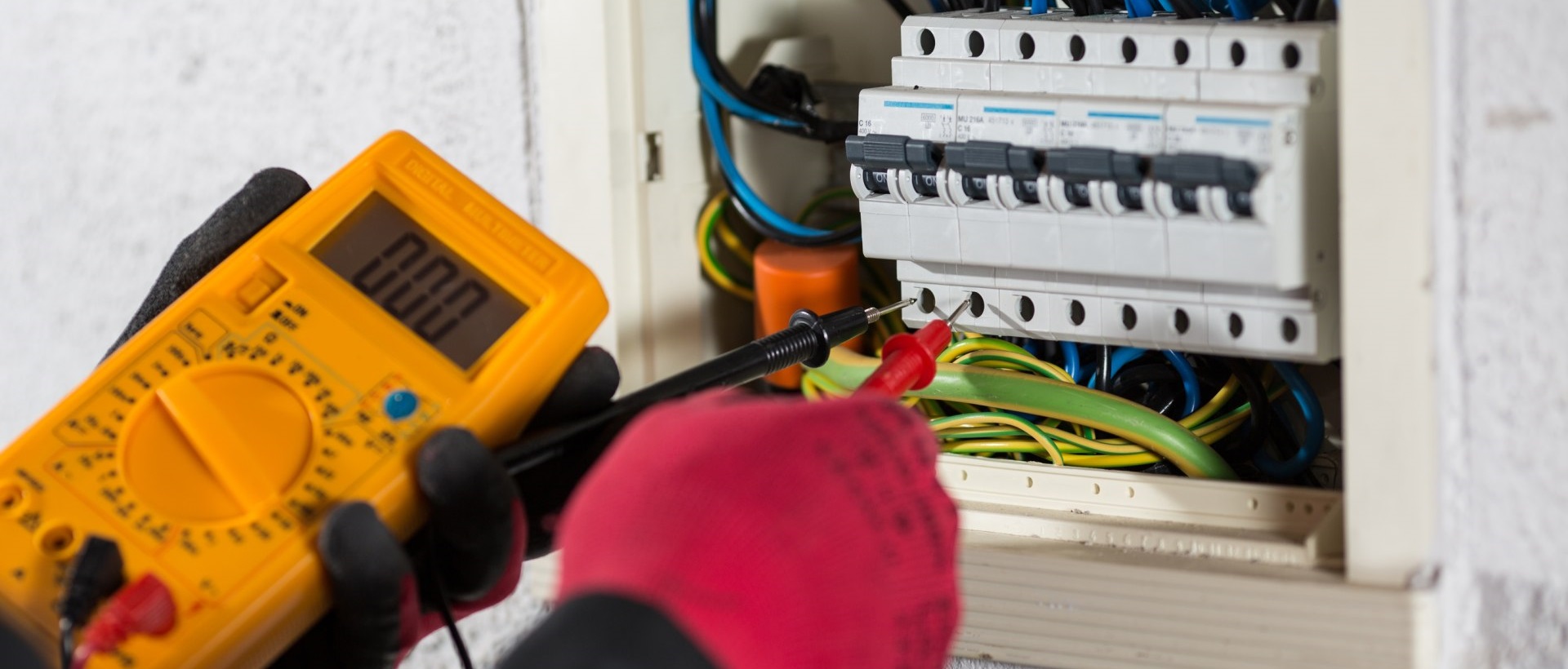 Electricians KT7